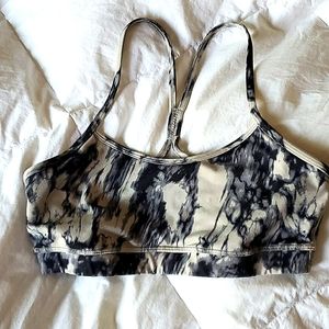 Lululemon Flow Y Sports Bra